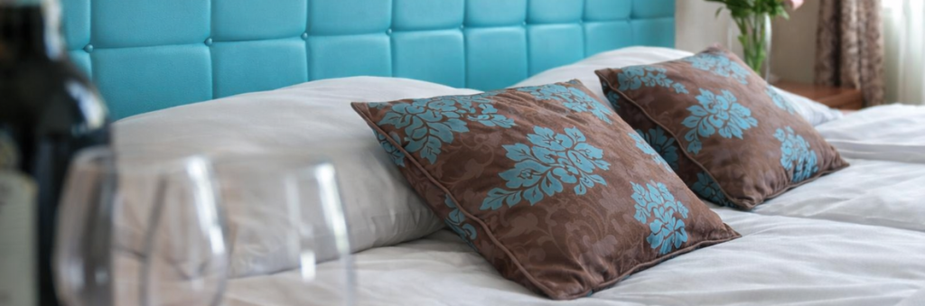 cabecera_cama_dimensiones_referencia lazyroomHotel Restaurante acogedor en Santa Marta cerca de Badajoz